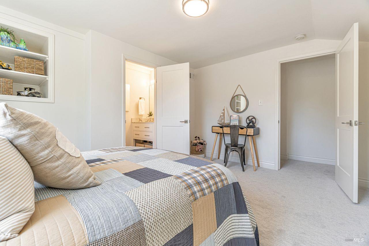 Detail Gallery Image 22 of 37 For 37 Angela Ave, San Anselmo,  CA 94960 - 4 Beds | 2/1 Baths