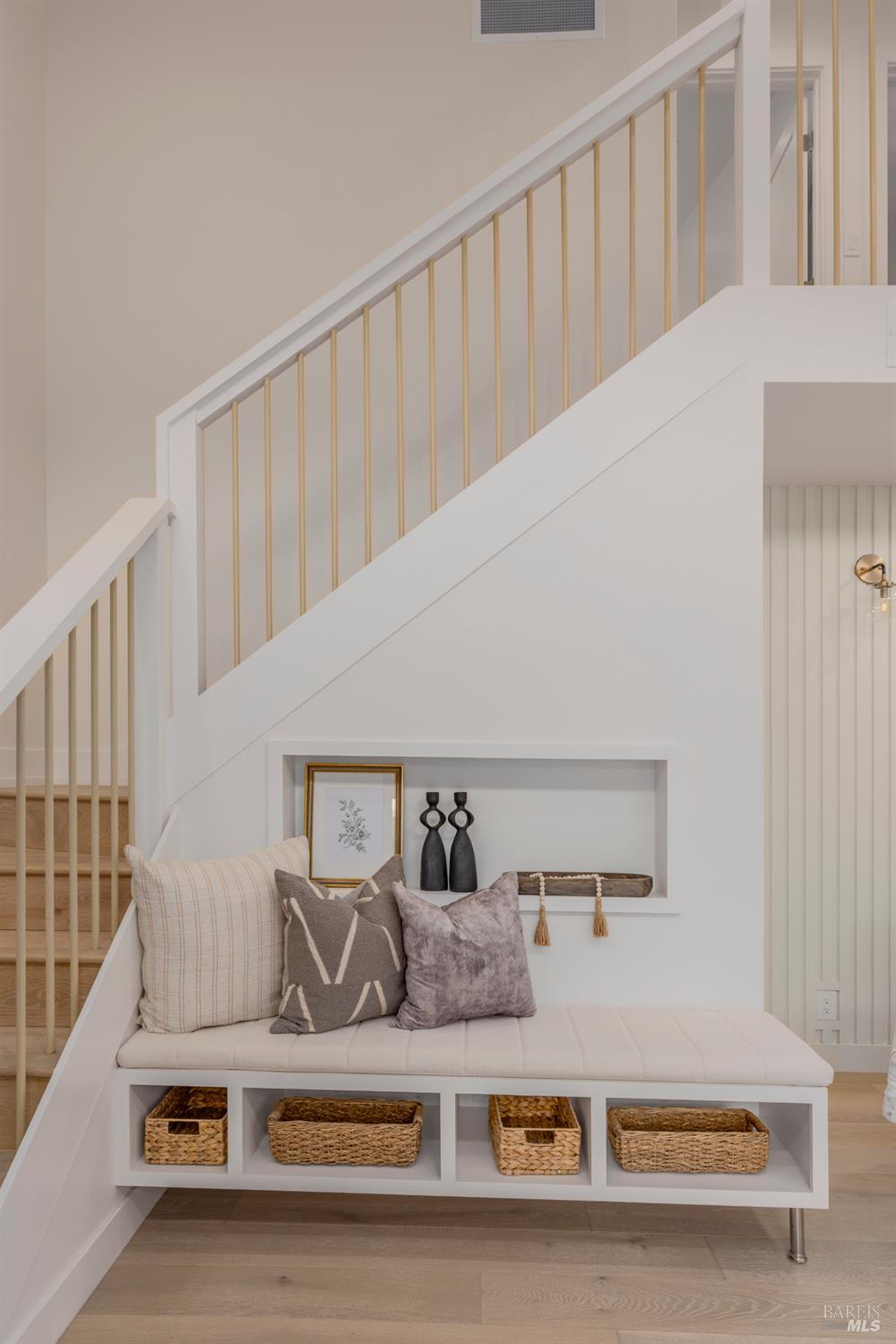 Detail Gallery Image 6 of 52 For 825 Austin Ave, Sonoma,  CA 95476 - 4 Beds | 3/1 Baths