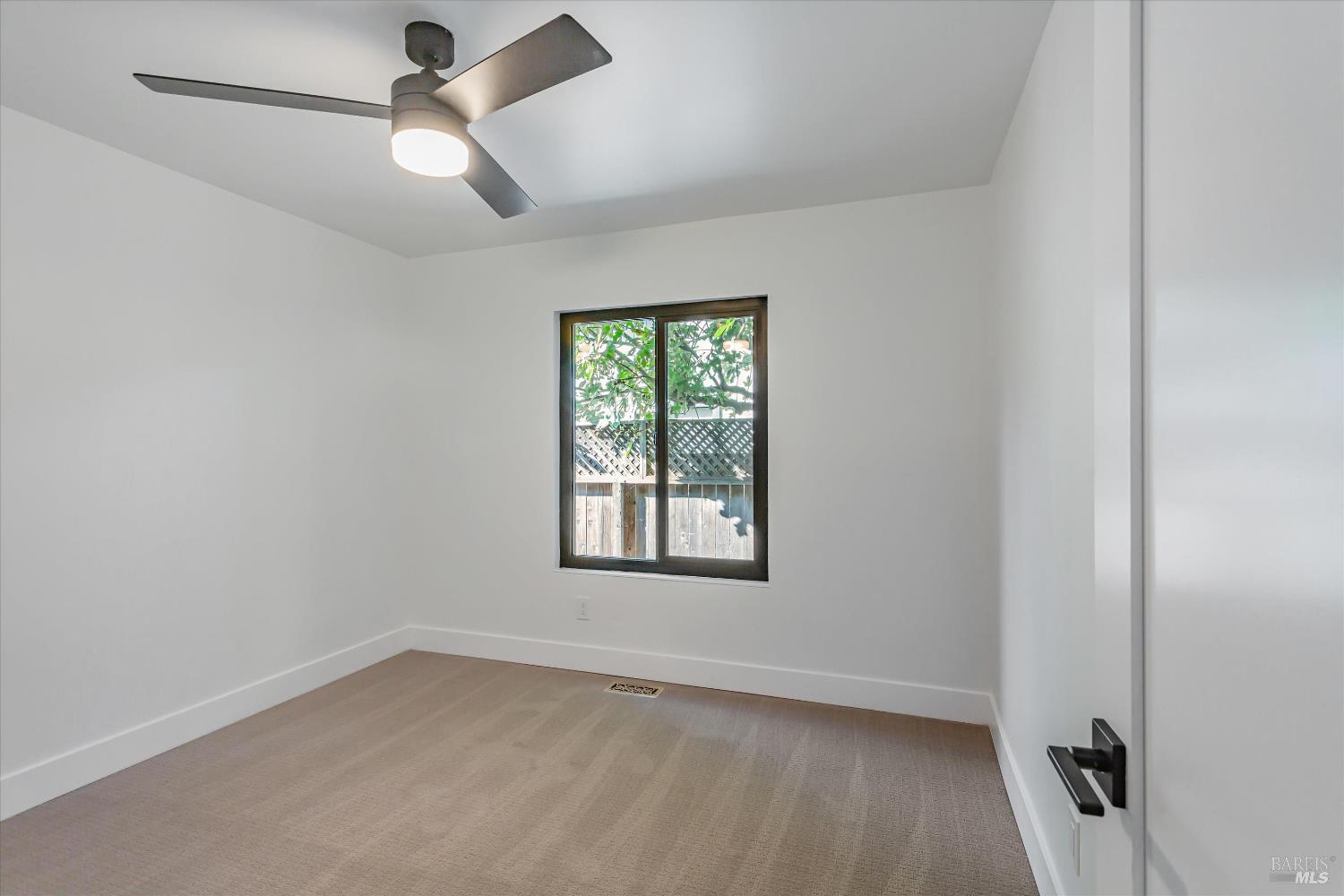 Detail Gallery Image 26 of 40 For 690 Hudson Ct, Sonoma,  CA 95476 - 4 Beds | 3 Baths