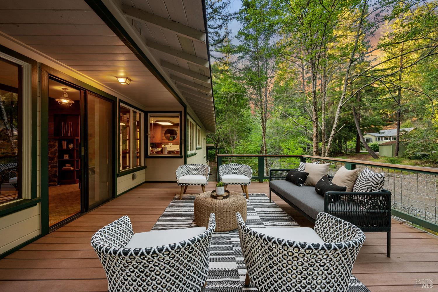 Detail Gallery Image 12 of 55 For 5600 Cazadero Hwy, Cazadero,  CA 95421 - 2 Beds | 1/1 Baths