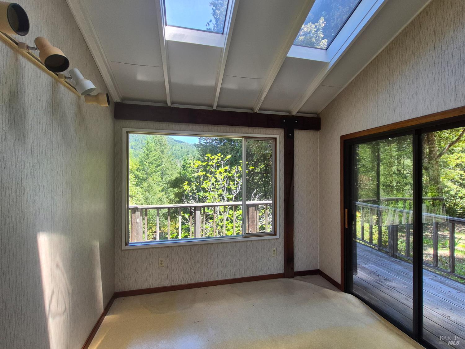 Detail Gallery Image 50 of 72 For 11903 Branscomb Rd, Branscomb,  CA 95454 - 3 Beds | 2 Baths