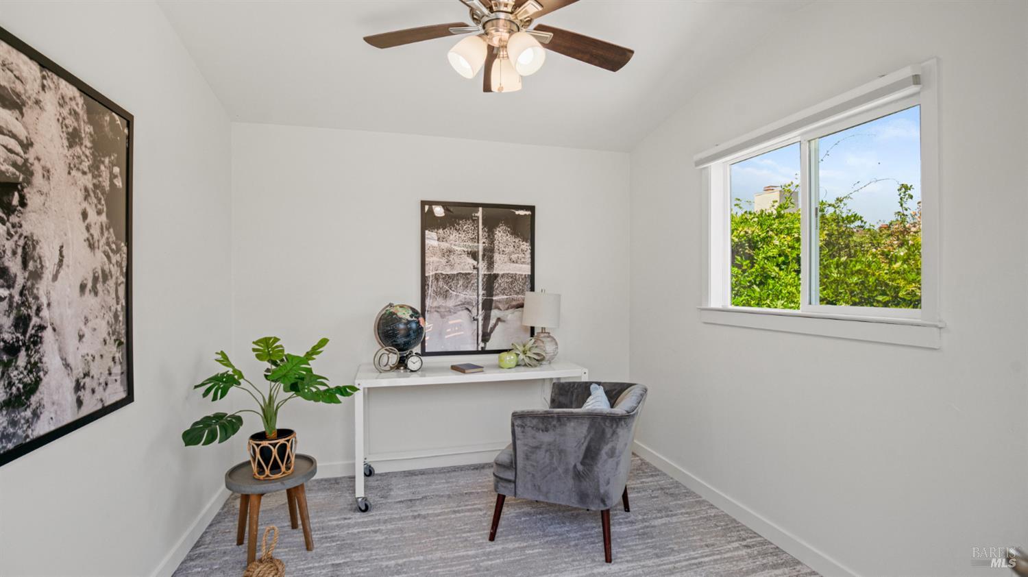 Detail Gallery Image 18 of 28 For 40 Staghound Psge, Corte Madera,  CA 94925 - 3 Beds | 2 Baths