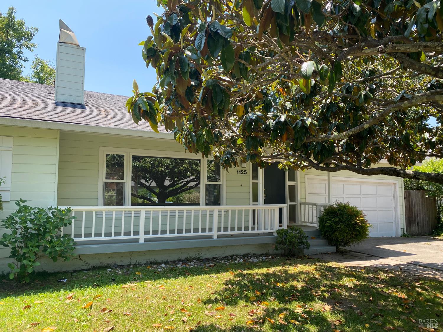 Detail Gallery Image 4 of 64 For 1125 East Ct, Novato,  CA 94945 - 2 Beds | 1 Baths