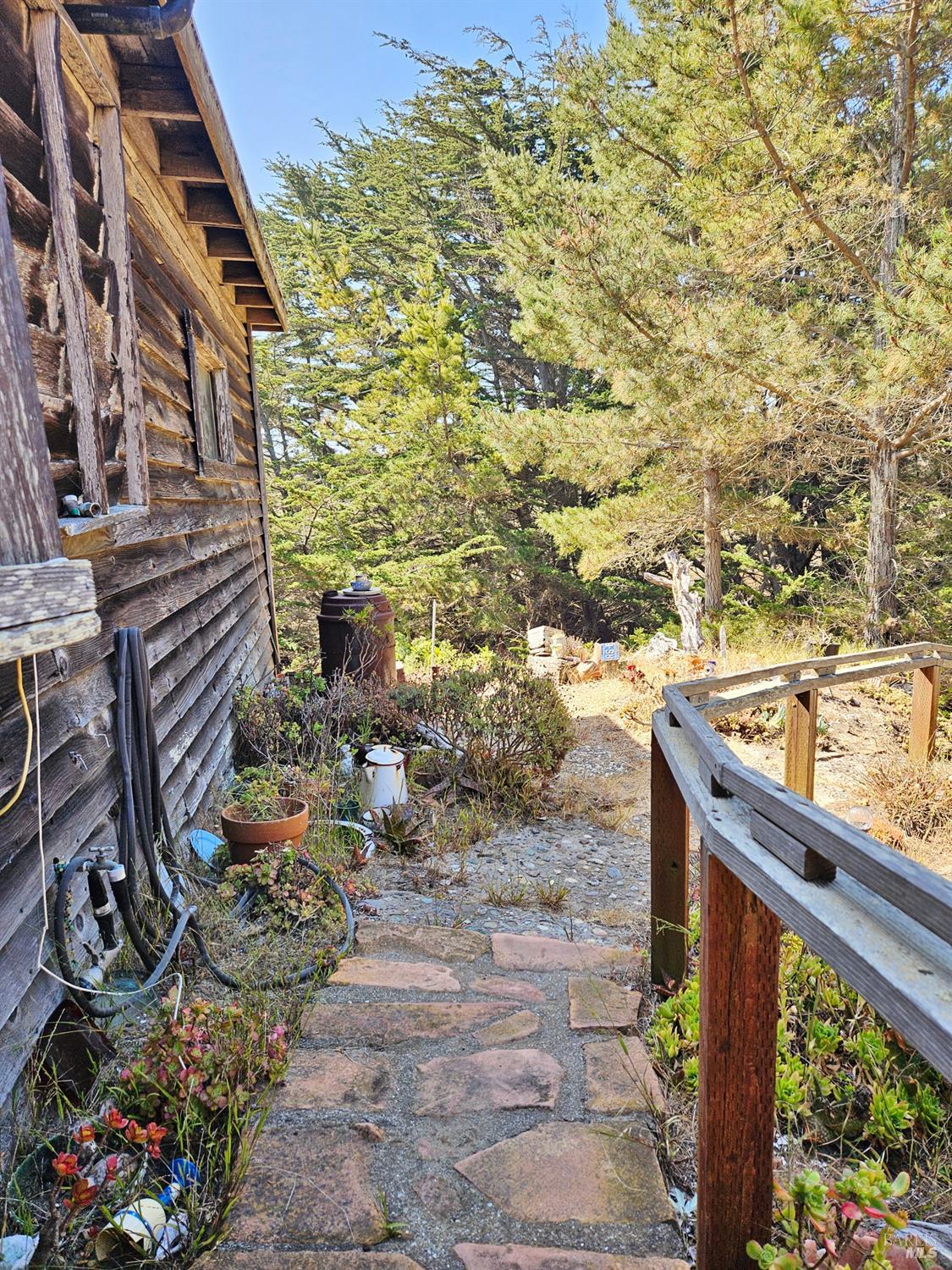 Detail Gallery Image 30 of 47 For 320 Driftwood Ave, Bodega Bay,  CA 94923 - 1 Beds | 2 Baths
