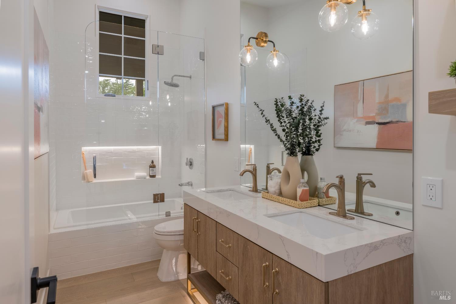 Detail Gallery Image 35 of 52 For 825 Austin Ave, Sonoma,  CA 95476 - 4 Beds | 3/1 Baths