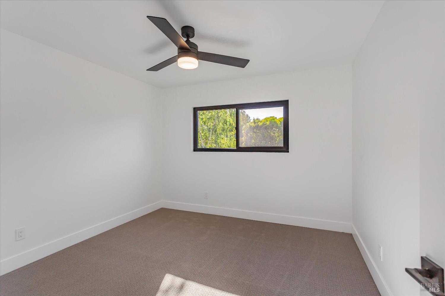 Detail Gallery Image 23 of 40 For 690 Hudson Ct, Sonoma,  CA 95476 - 4 Beds | 3 Baths