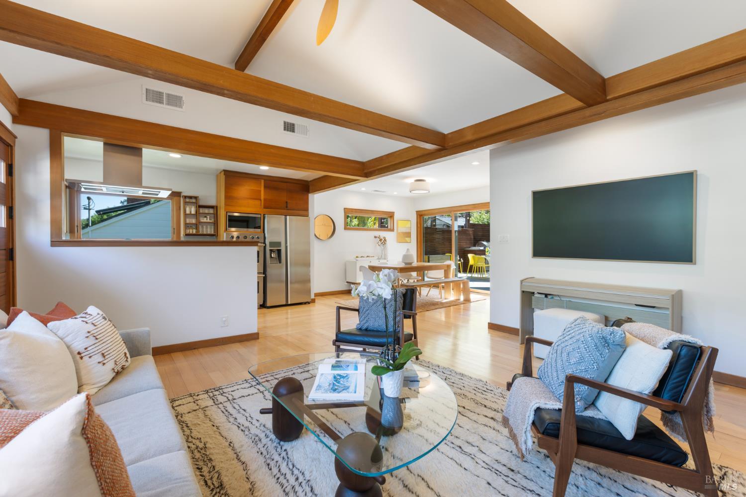 Detail Gallery Image 8 of 68 For 55 Durham Rd, San Anselmo,  CA 94960 - 3 Beds | 2 Baths