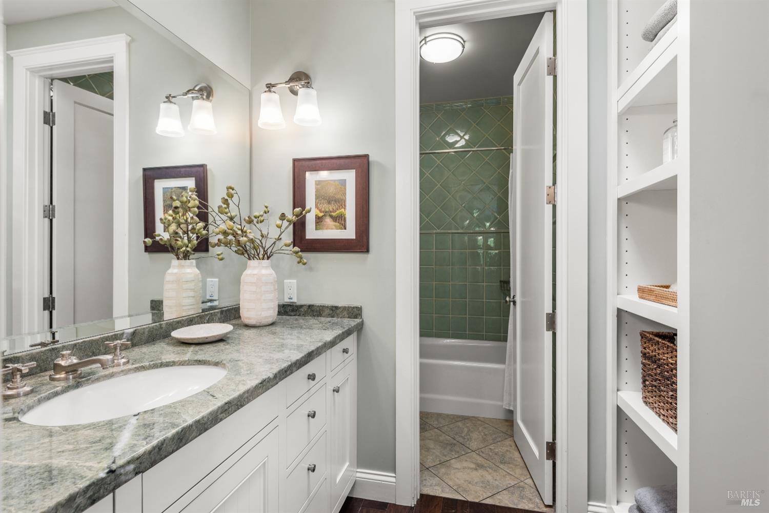 Detail Gallery Image 75 of 96 For 4030 Old Barn Rd, Healdsburg,  CA 95448 - 4 Beds | 5/1 Baths