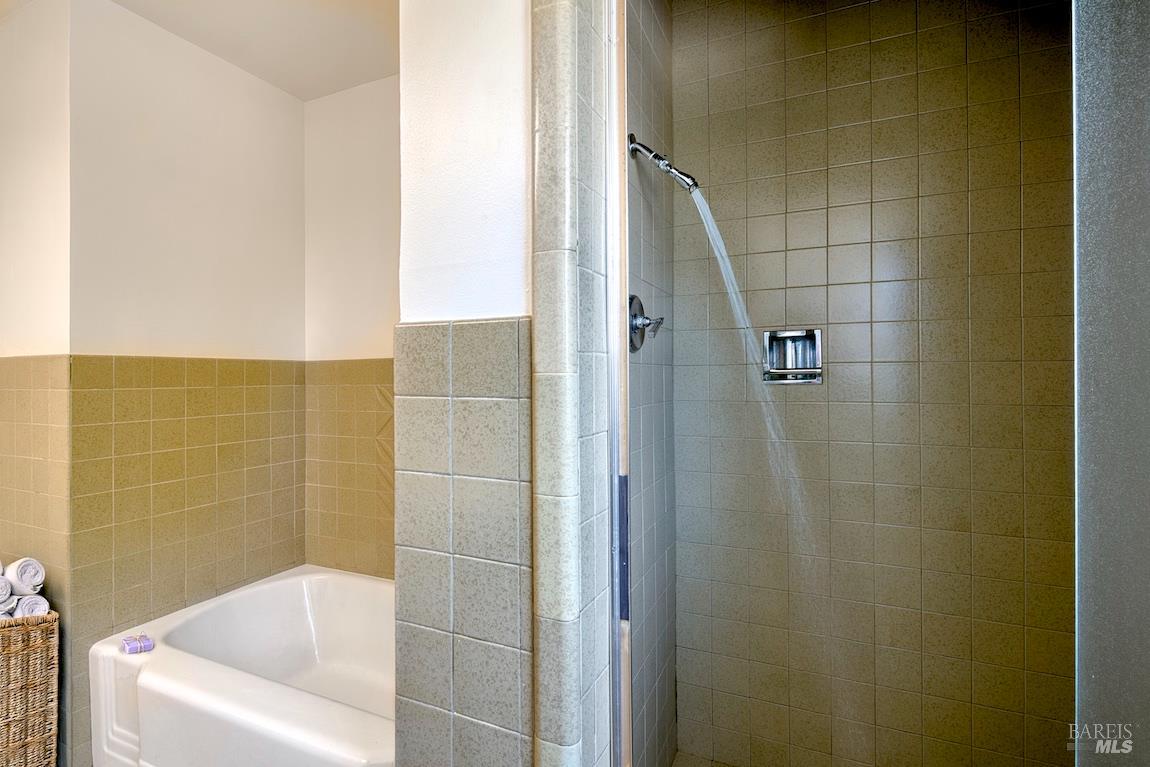 Detail Gallery Image 20 of 31 For 10940 State Route One Unkn, Point Reyes Station,  CA 94956 - 3 Beds | 1 Baths