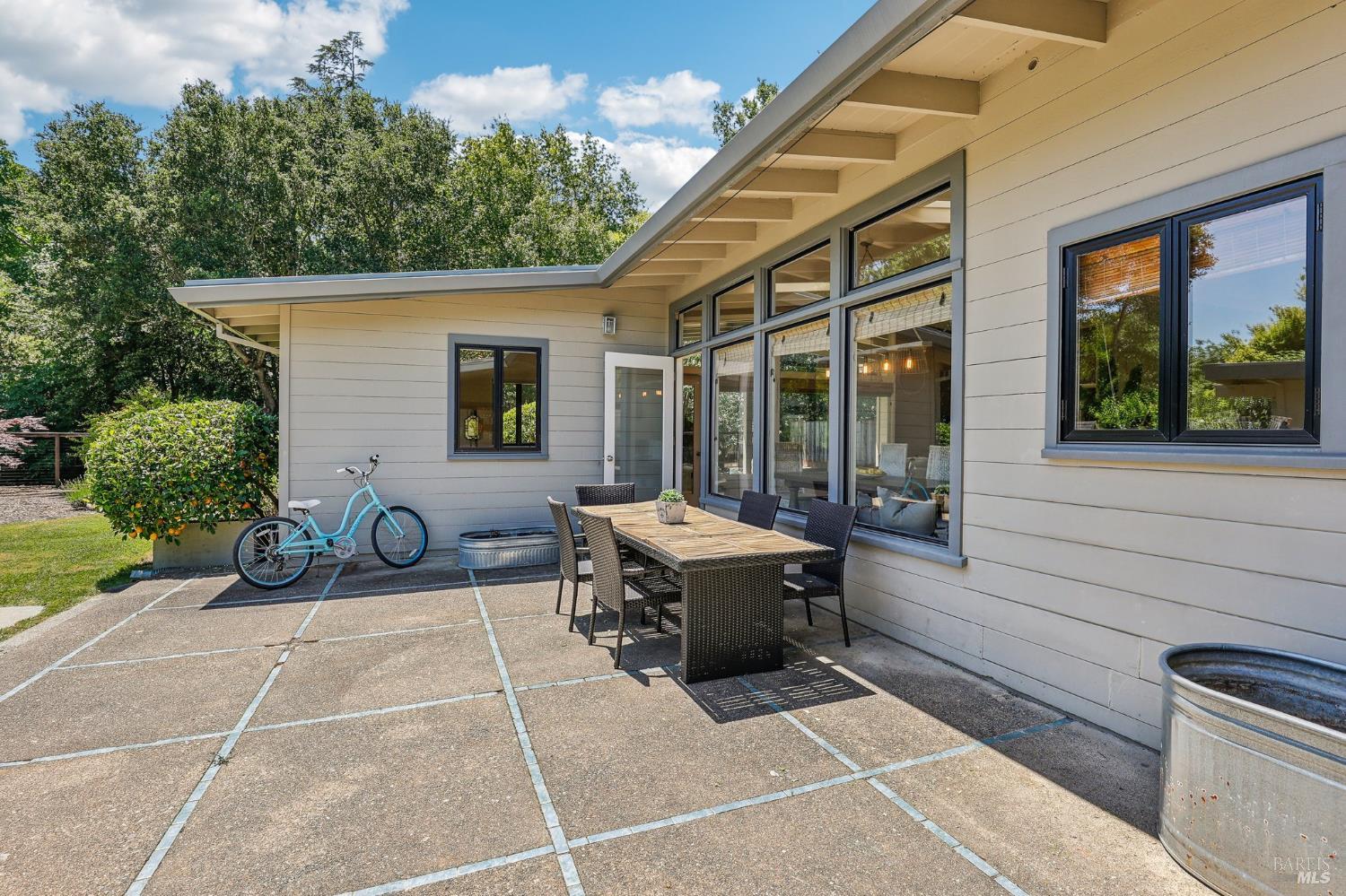 Detail Gallery Image 34 of 41 For 225 Van Winkle Dr, San Anselmo,  CA 94960 - 5 Beds | 4 Baths