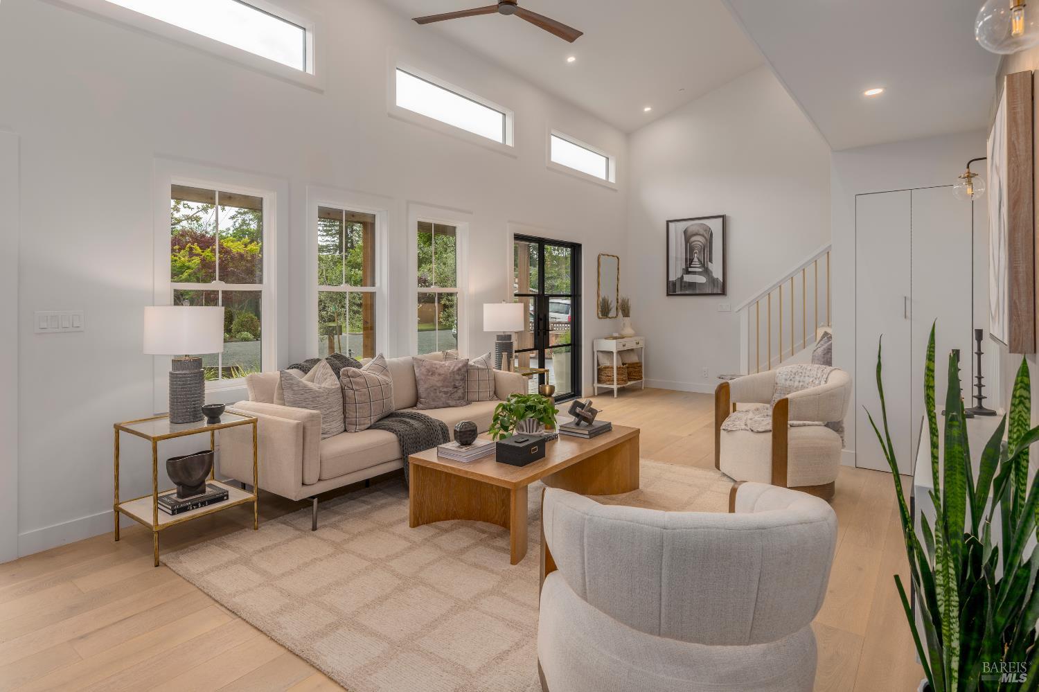 Detail Gallery Image 8 of 52 For 825 Austin Ave, Sonoma,  CA 95476 - 4 Beds | 3/1 Baths
