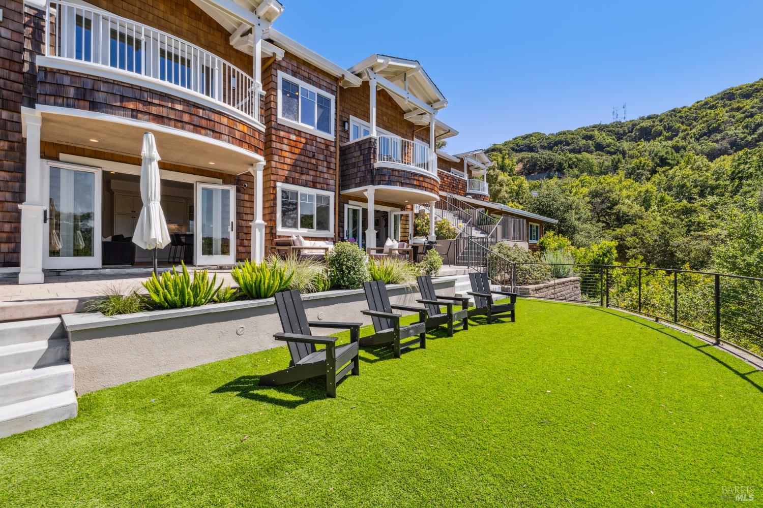 Detail Gallery Image 43 of 64 For 6 Live Oak Way, San Rafael,  CA 94901 - 4 Beds | 4/1 Baths