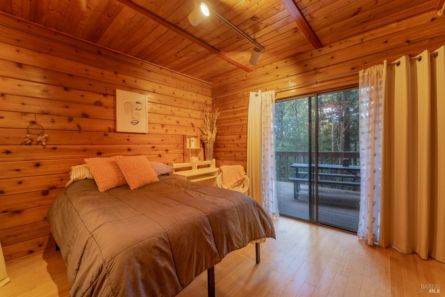 Detail Gallery Image 11 of 27 For 2645 Goose Rd, Willits,  CA 95490 - 3 Beds | 2 Baths