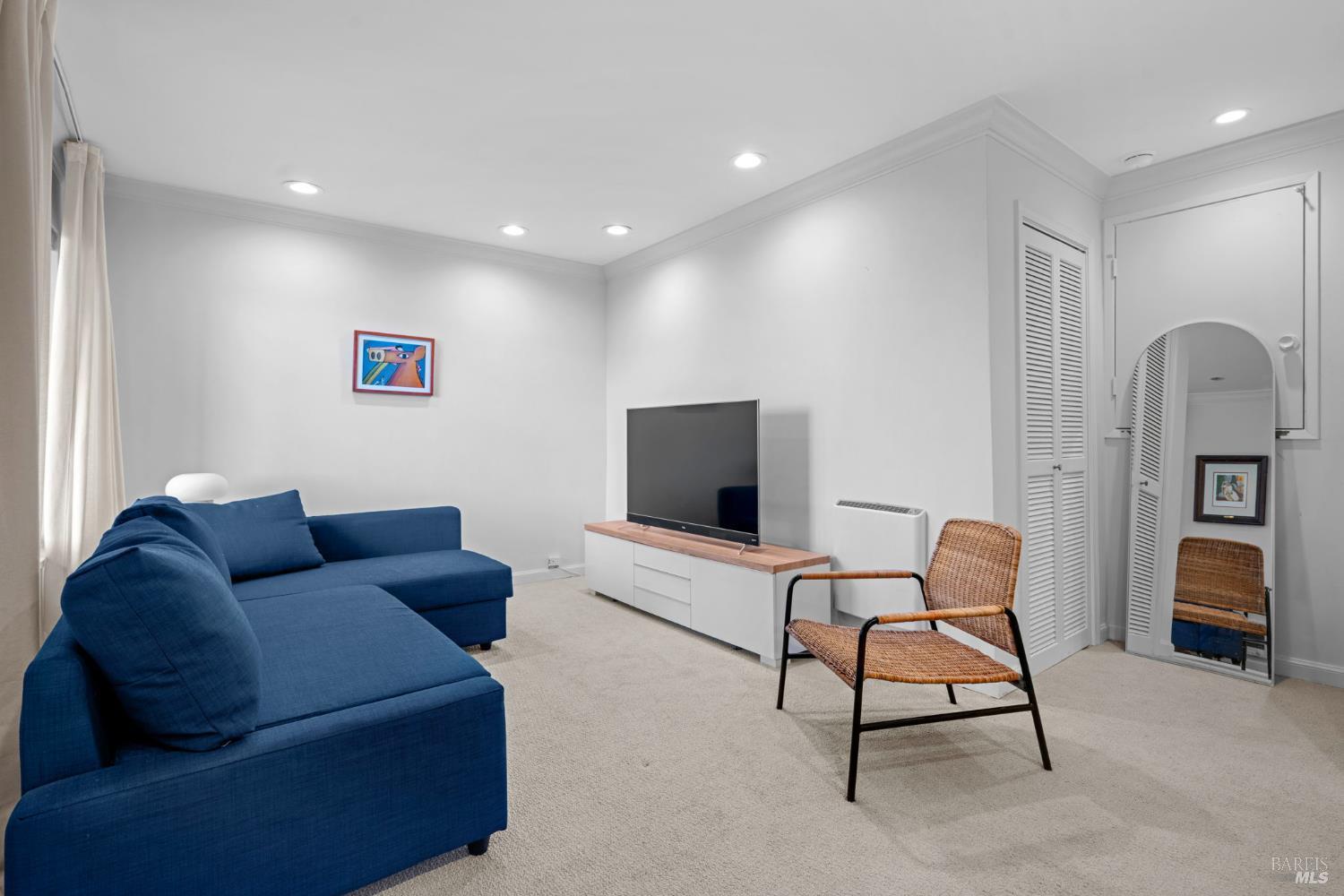 Detail Gallery Image 20 of 26 For 402 Donahue St, Sausalito,  CA 94965 - 3 Beds | 2/1 Baths