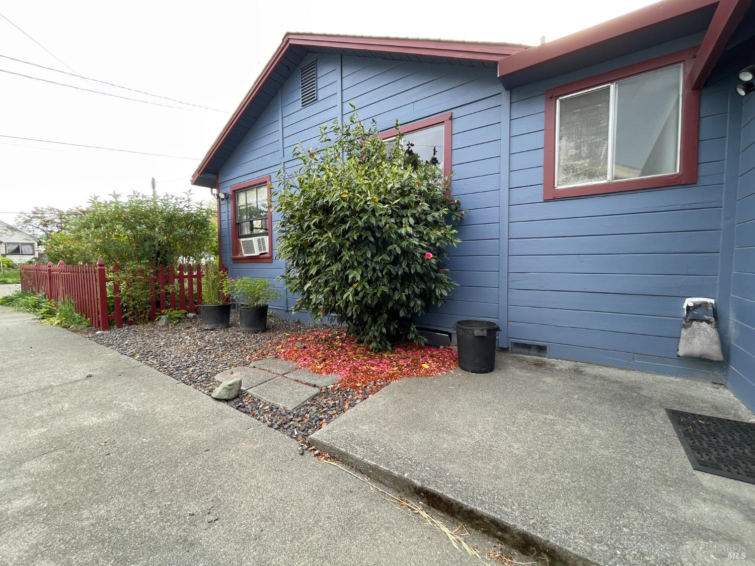 Detail Gallery Image 16 of 68 For 458 E San Francisco Ave, Willits,  CA 95490 - 4 Beds | 2 Baths
