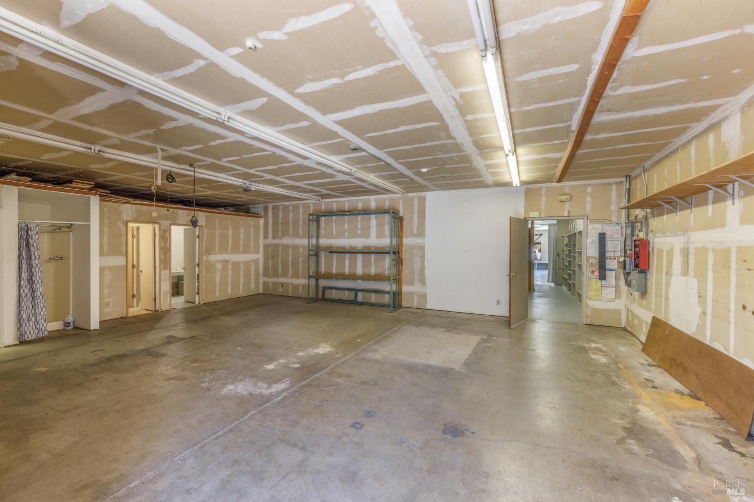 Detail Gallery Image 15 of 25 For 219 S Cloverdale Blvd, Cloverdale,  CA 95425 - – Beds | – Baths