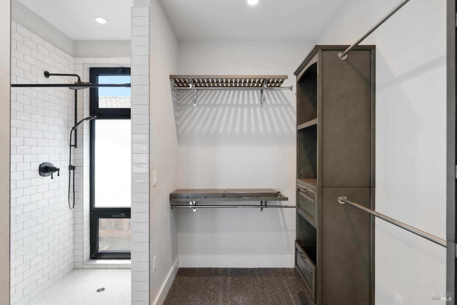 Detail Gallery Image 22 of 62 For 600 Miller Creek Rd, San Rafael,  CA 94903 - 3 Beds | 2/1 Baths