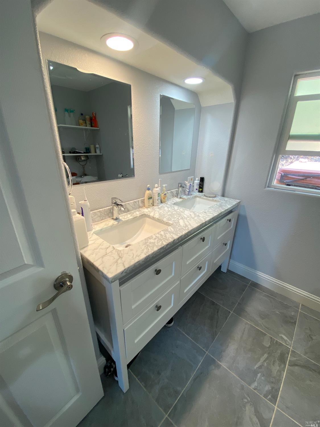 Detail Gallery Image 33 of 46 For 4144 Green Valley Rd, Fairfield,  CA 94534 - – Beds | – Baths