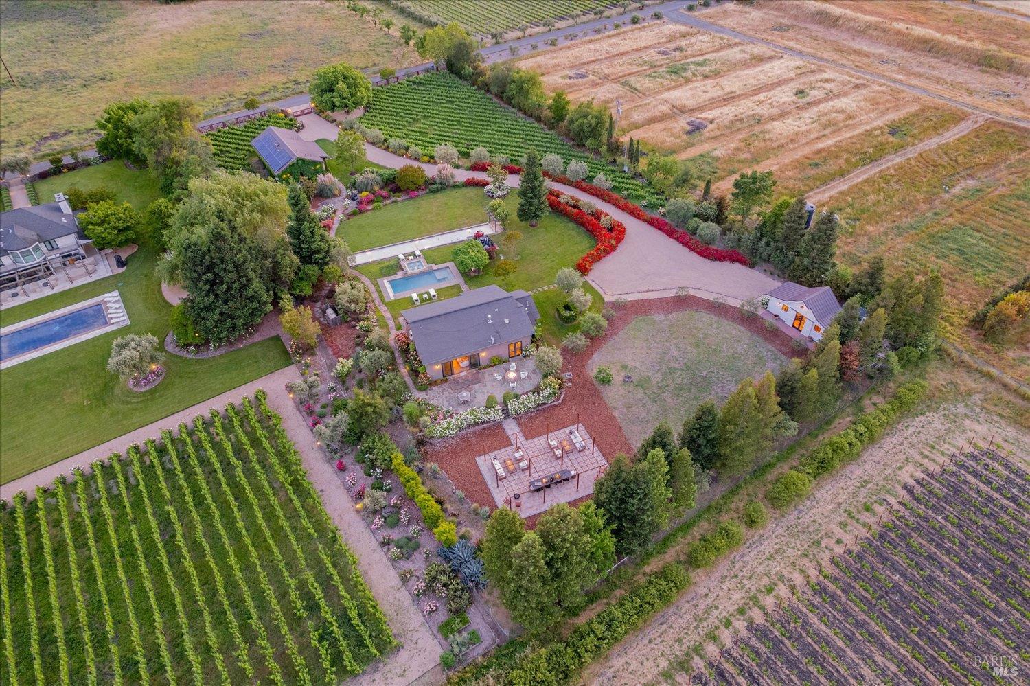 Detail Gallery Image 42 of 44 For 1480 S Whitehall Ln, Saint Helena,  CA 94574 - 4 Beds | 4/1 Baths