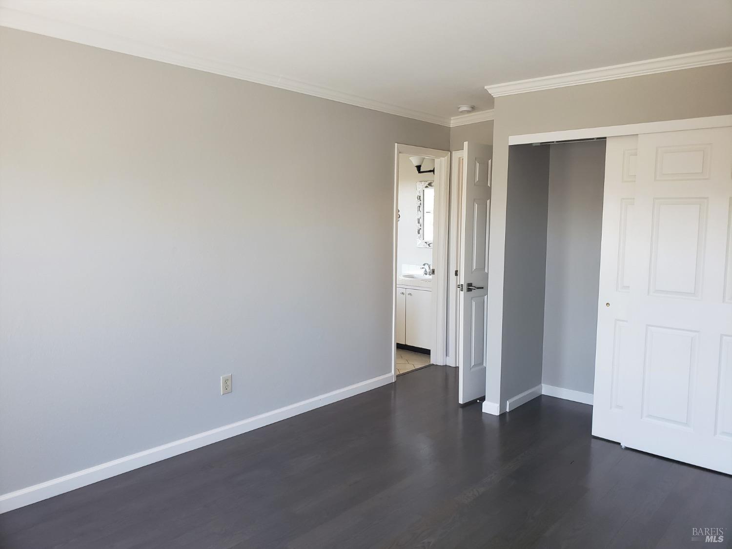 Detail Gallery Image 24 of 31 For 6 Narragansett Cv, San Rafael,  CA 94901 - 2 Beds | 3 Baths