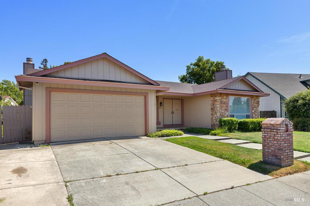 Detail Gallery Image 3 of 33 For 1417 Klamath Dr, Suisun City,  CA 94585 - 3 Beds | 2 Baths