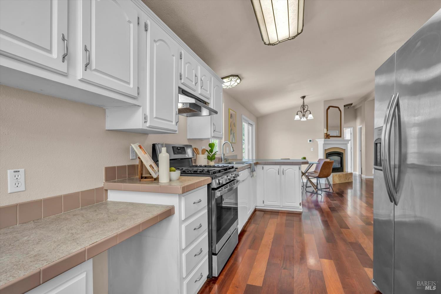 Detail Gallery Image 27 of 73 For 9700 Spring Valley Rd, Potter Valley,  CA 95469 - 3 Beds | 2 Baths