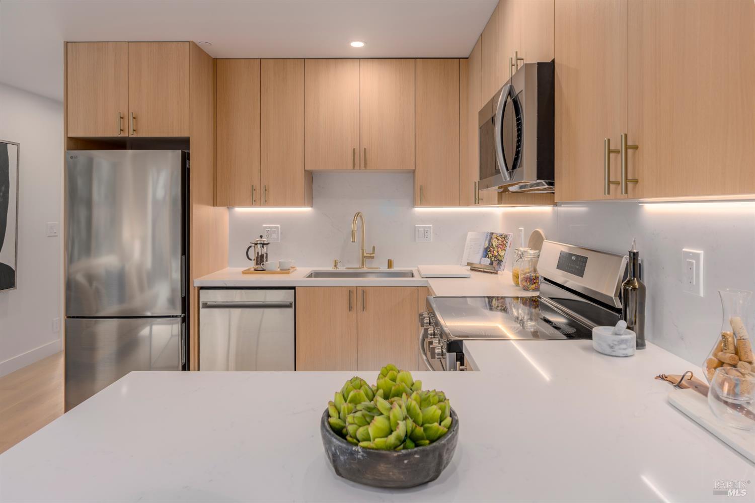 Detail Gallery Image 41 of 52 For 825 Austin Ave, Sonoma,  CA 95476 - 4 Beds | 3/1 Baths