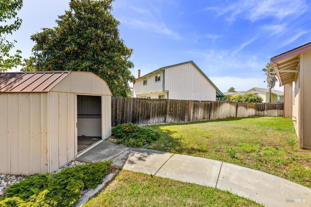 Detail Gallery Image 31 of 33 For 1417 Klamath Dr, Suisun City,  CA 94585 - 3 Beds | 2 Baths