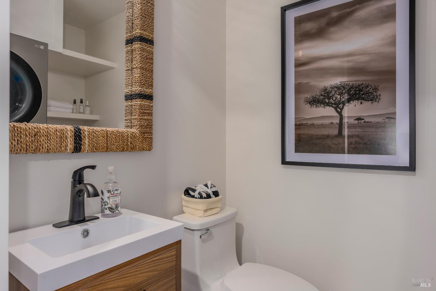 Detail Gallery Image 28 of 52 For 825 Austin Ave, Sonoma,  CA 95476 - 4 Beds | 3/1 Baths