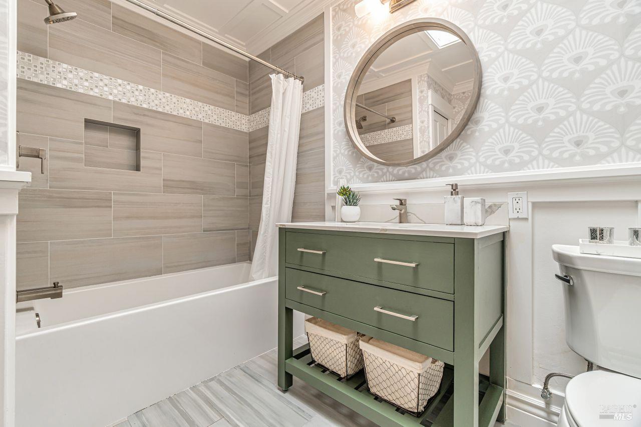 Detail Gallery Image 27 of 37 For 37 Angela Ave, San Anselmo,  CA 94960 - 4 Beds | 2/1 Baths