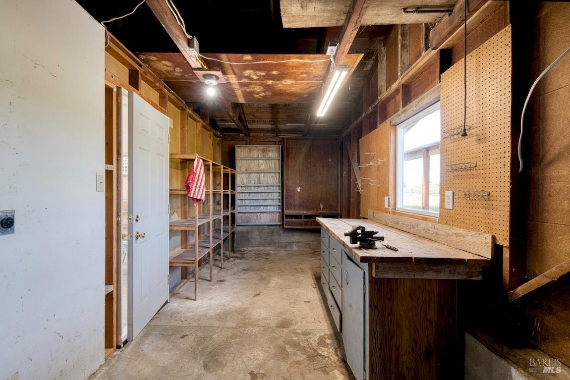 Detail Gallery Image 25 of 31 For 10940 State Route One Unkn, Point Reyes Station,  CA 94956 - 3 Beds | 1 Baths