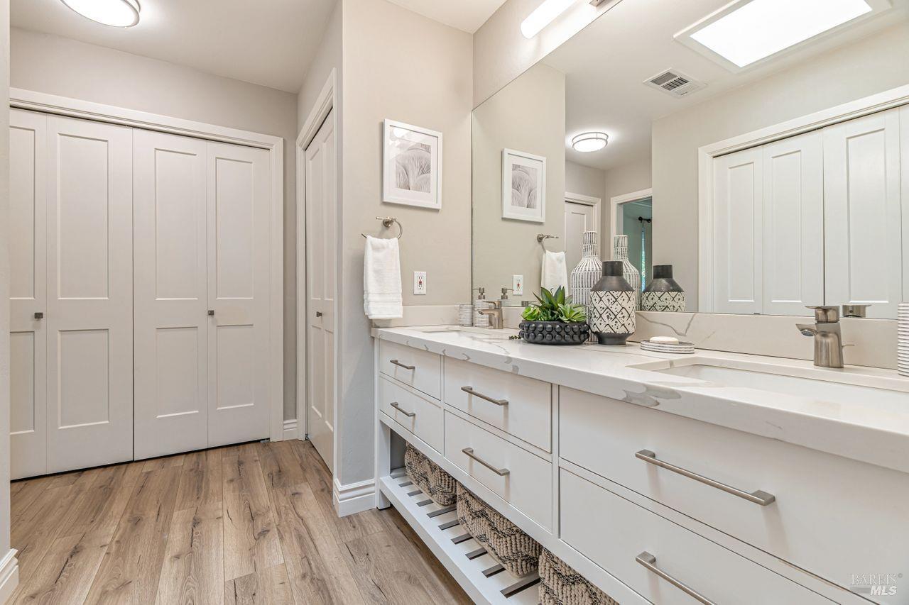 Detail Gallery Image 18 of 37 For 37 Angela Ave, San Anselmo,  CA 94960 - 4 Beds | 2/1 Baths