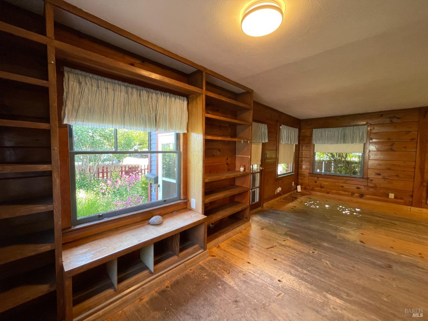 Detail Gallery Image 25 of 68 For 458 E San Francisco Ave, Willits,  CA 95490 - 4 Beds | 2 Baths