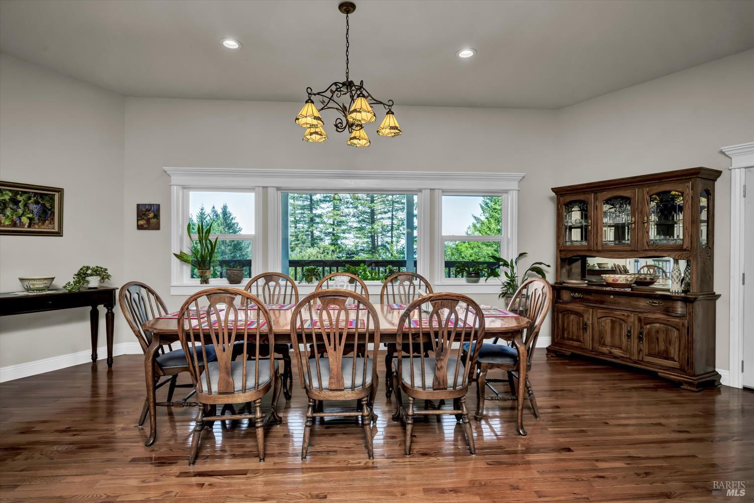 Detail Gallery Image 15 of 59 For 9474 Rockys Rd, Middletown,  CA 95461 - 2 Beds | 2/1 Baths