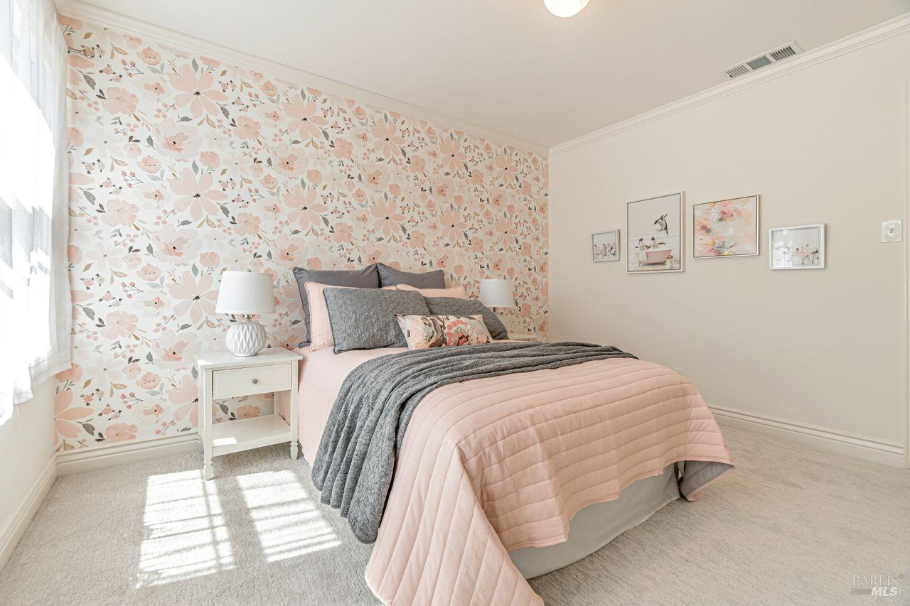 Detail Gallery Image 19 of 37 For 37 Angela Ave, San Anselmo,  CA 94960 - 4 Beds | 2/1 Baths