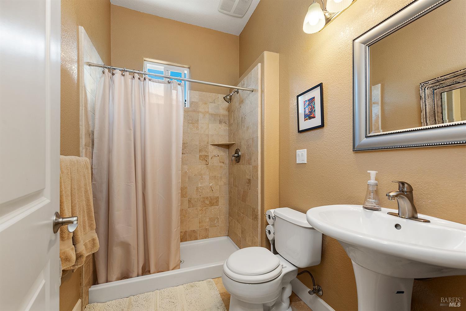 Detail Gallery Image 30 of 53 For 8596 Starr Rd, Windsor,  CA 95492 - 4 Beds | 3 Baths