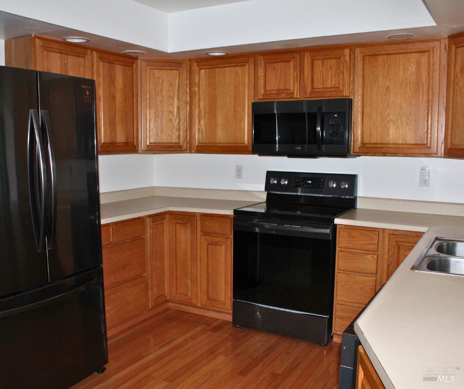 Detail Gallery Image 7 of 32 For 1863 Mini Dr, Vallejo,  CA 94589 - 3 Beds | 2 Baths