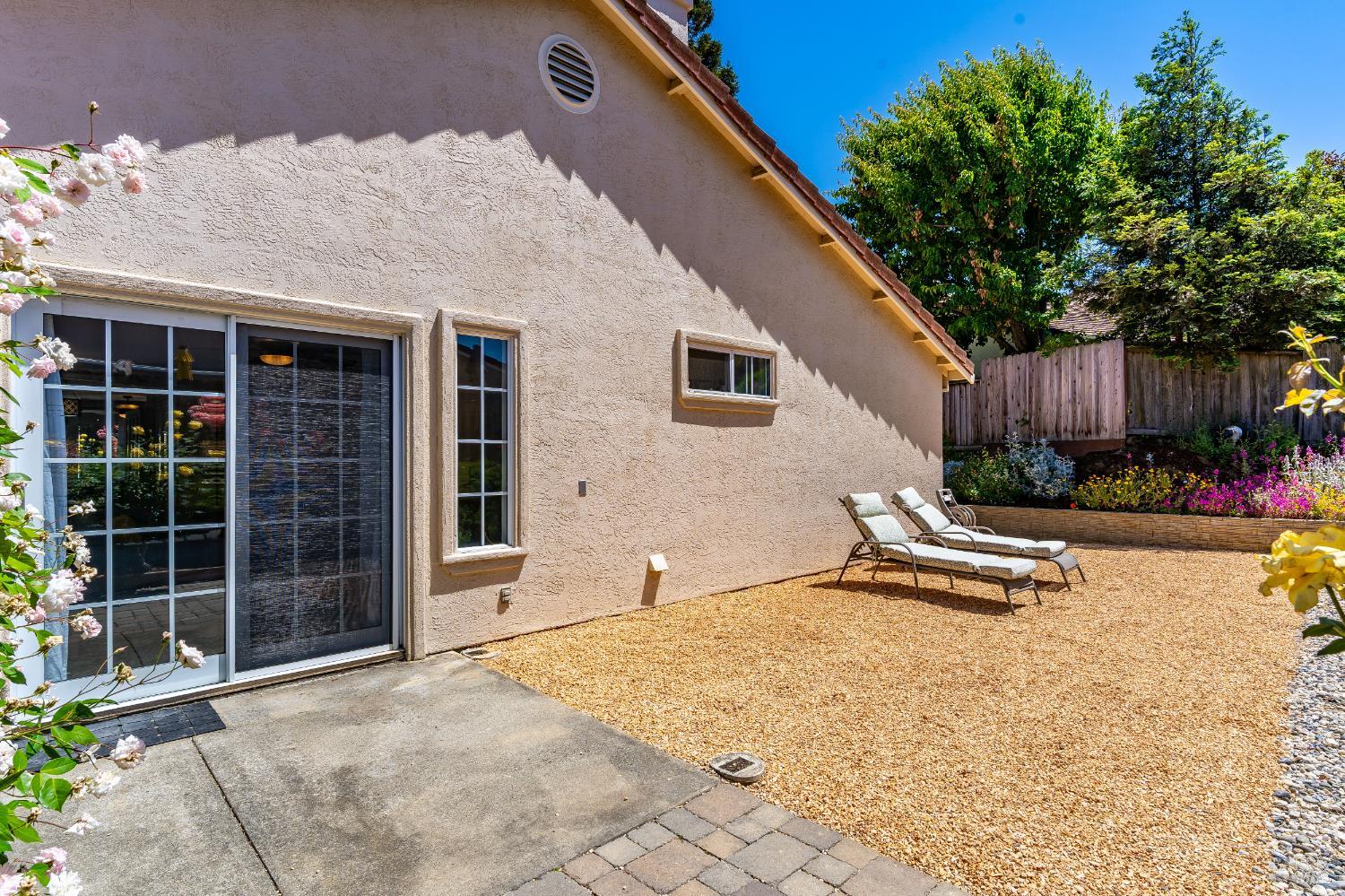 Detail Gallery Image 34 of 38 For 364 Columbia Cir, Benicia,  CA 94510 - 2 Beds | 2 Baths