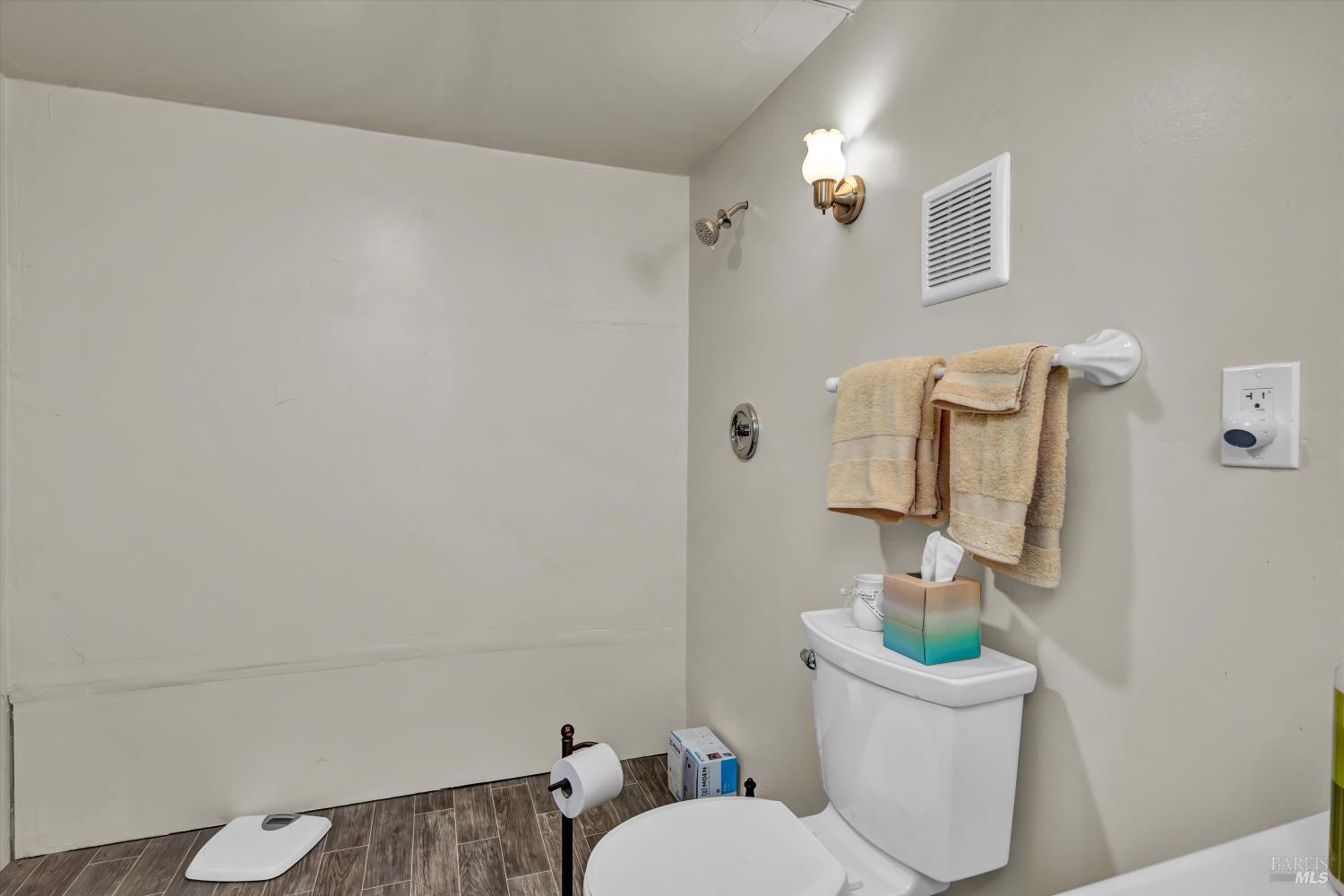 Detail Gallery Image 37 of 59 For 9474 Rockys Rd, Middletown,  CA 95461 - 2 Beds | 2/1 Baths