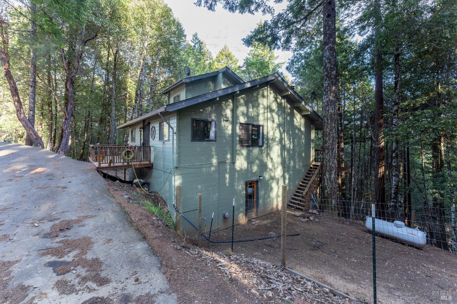 Detail Gallery Image 25 of 27 For 2645 Goose Rd, Willits,  CA 95490 - 3 Beds | 2 Baths