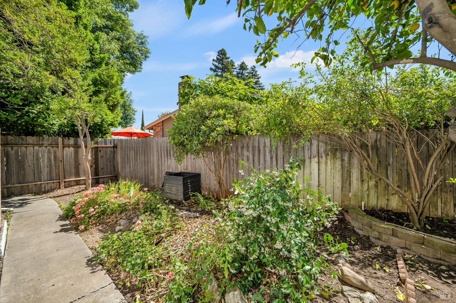Detail Gallery Image 38 of 45 For 550 Rossi Dr, Dixon,  CA 95620 - 3 Beds | 2 Baths