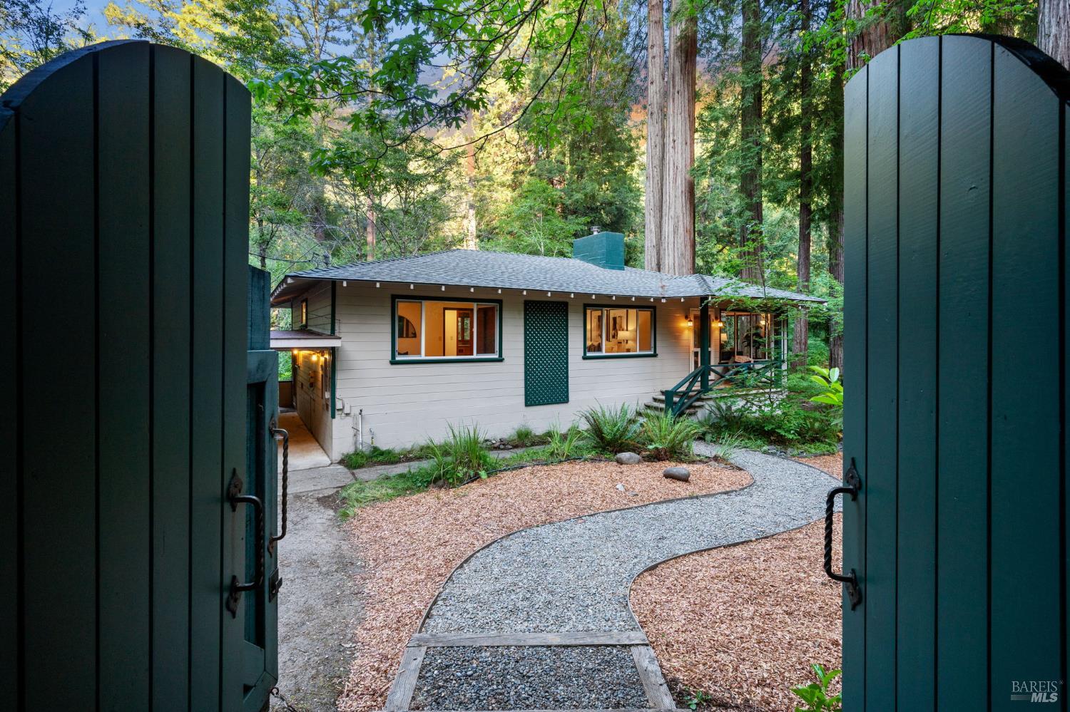 Detail Gallery Image 3 of 55 For 5600 Cazadero Hwy, Cazadero,  CA 95421 - 2 Beds | 1/1 Baths
