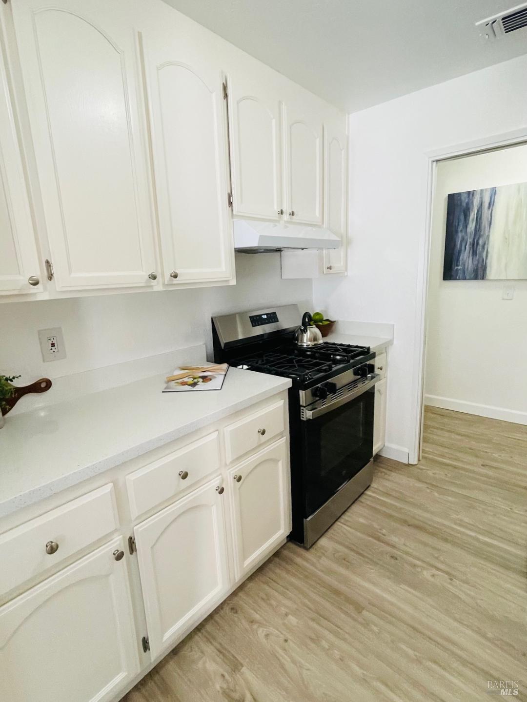 Detail Gallery Image 8 of 19 For 225 Pennsylvania Ave #B1,  Fairfield,  CA 94533 - 2 Beds | 2 Baths