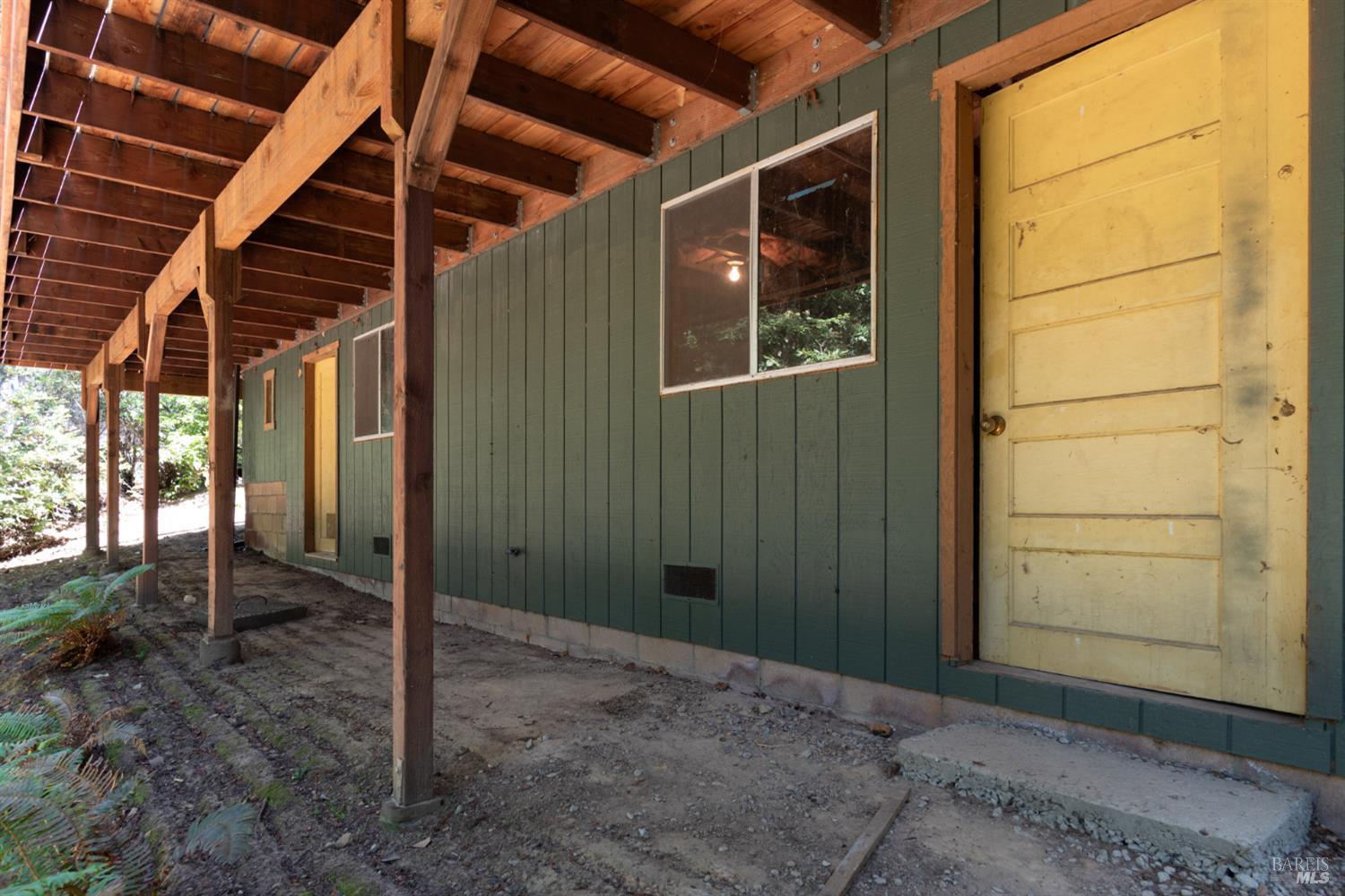 Detail Gallery Image 25 of 39 For 45270 Ocean View Ln, Gualala,  CA 95445 - 2 Beds | 1 Baths