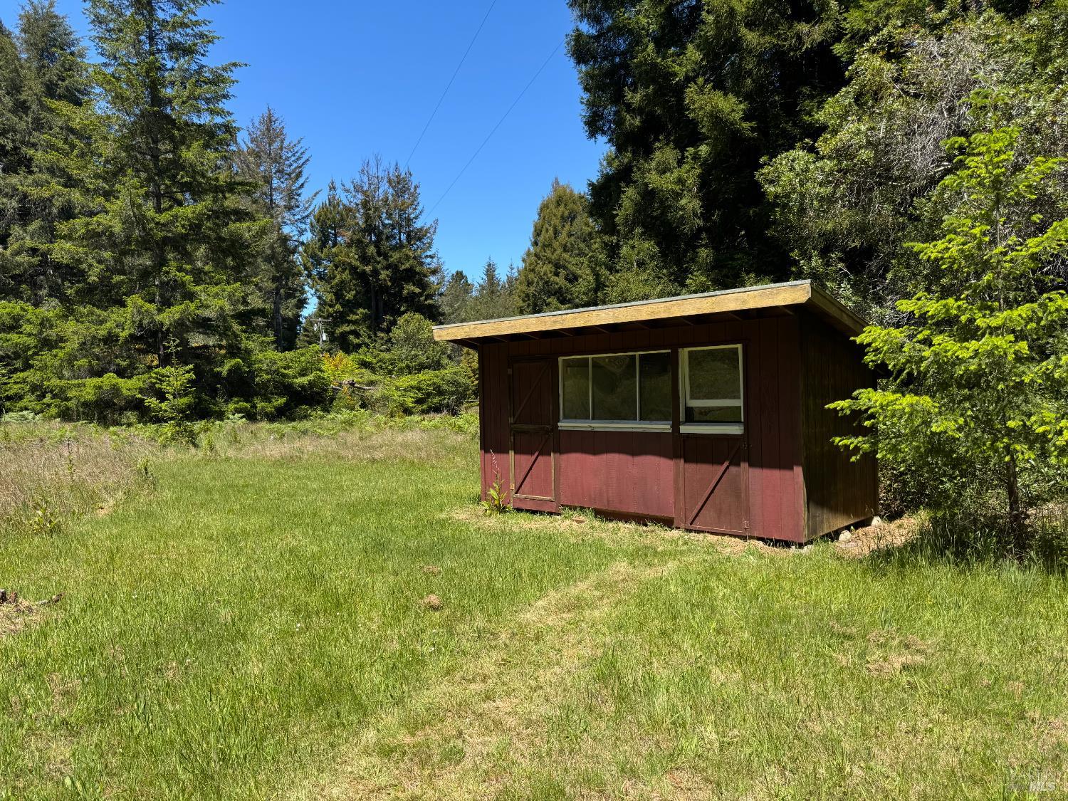 Detail Gallery Image 32 of 35 For 32371 Middle Ridge Rd, Albion,  CA 95410 - 2 Beds | 1 Baths