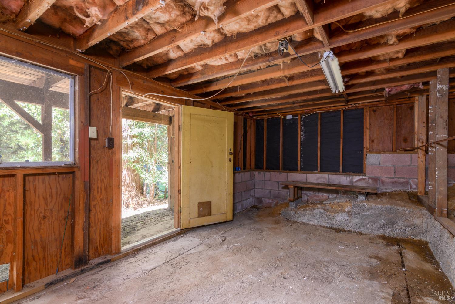 Detail Gallery Image 28 of 39 For 45270 Ocean View Ln, Gualala,  CA 95445 - 2 Beds | 1 Baths