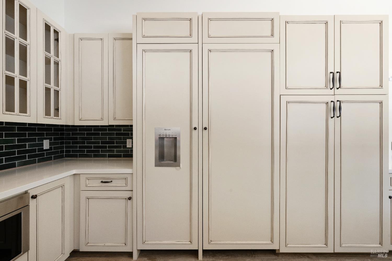 Detail Gallery Image 18 of 62 For 600 Miller Creek Rd, San Rafael,  CA 94903 - 3 Beds | 2/1 Baths