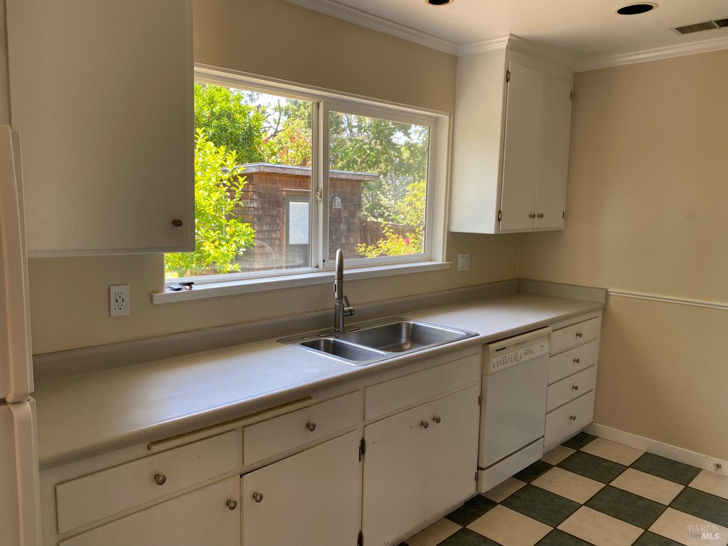 Detail Gallery Image 46 of 64 For 1125 East Ct, Novato,  CA 94945 - 2 Beds | 1 Baths