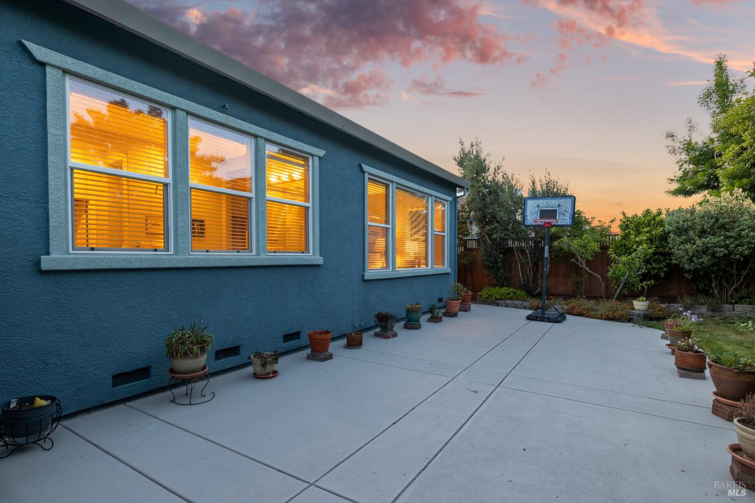 Detail Gallery Image 49 of 53 For 8596 Starr Rd, Windsor,  CA 95492 - 4 Beds | 3 Baths