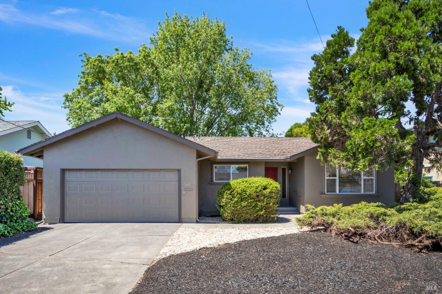 Lang Court, Santa Rosa, California image 2